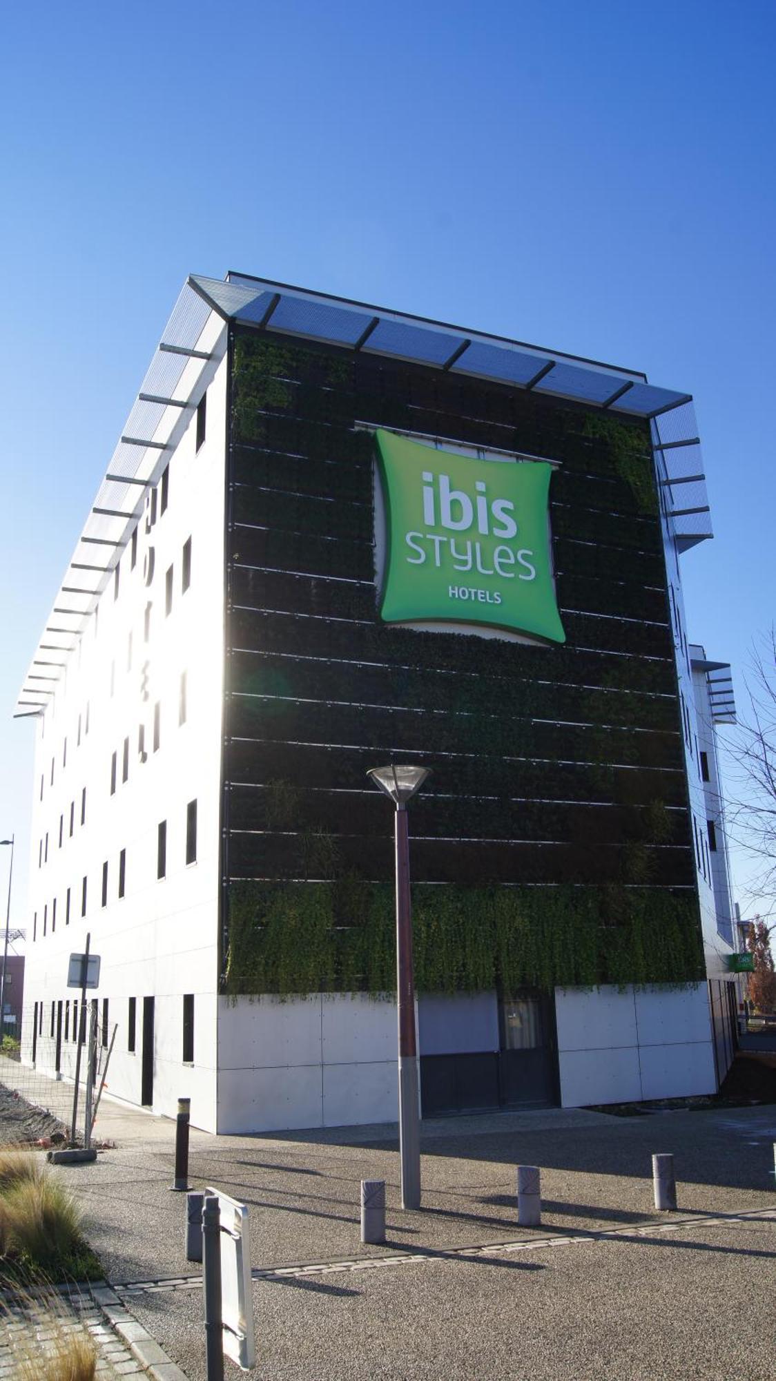 Ibis Styles Romans-Valence Gare Tgv Аликсан Экстерьер фото